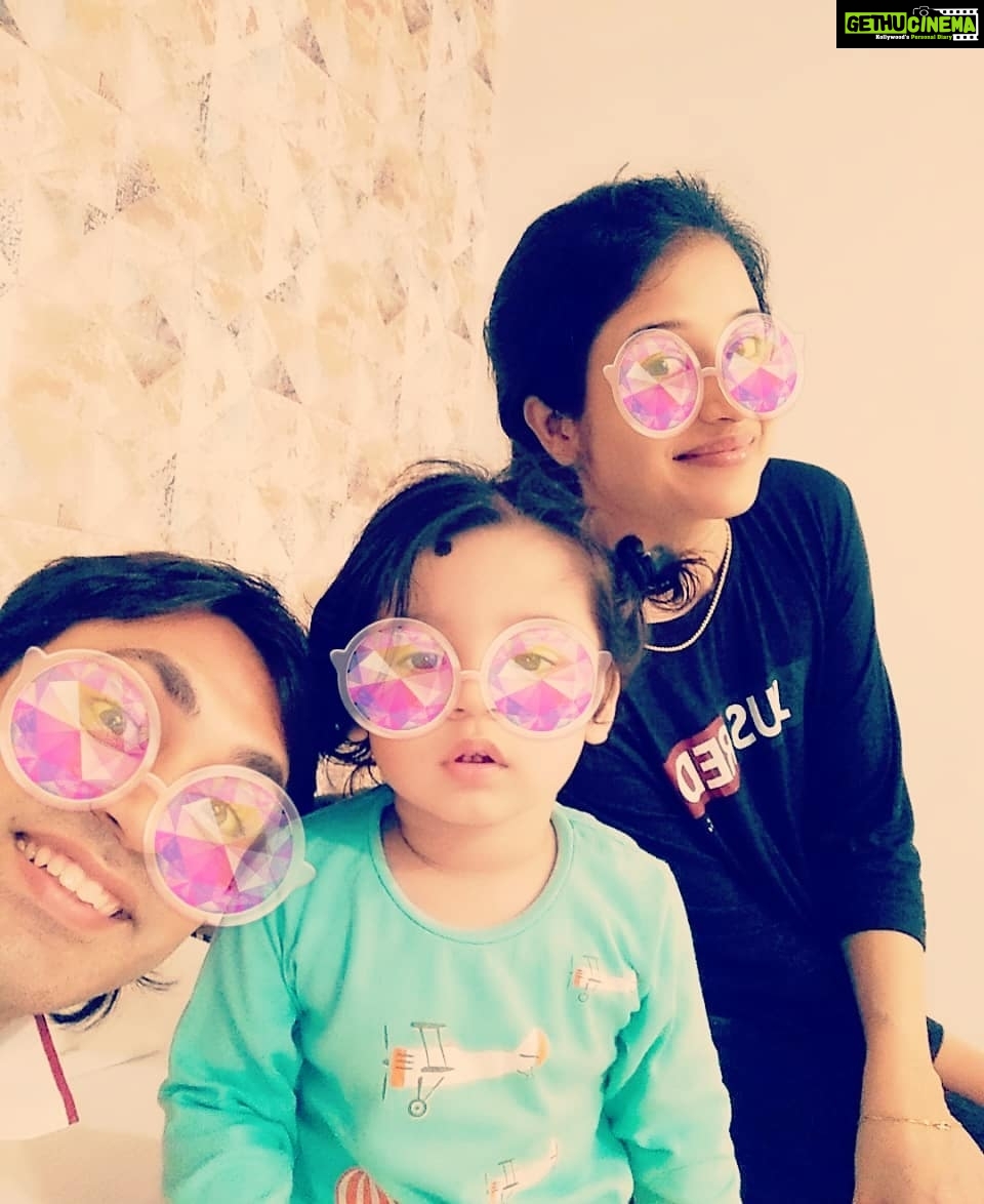 Paridhi Sharma Instagram - “The only rock I know that stays steady, the only institution I know that works, is the family.” @tanmaisaksena @sonytvofficial @ashnoorkaur