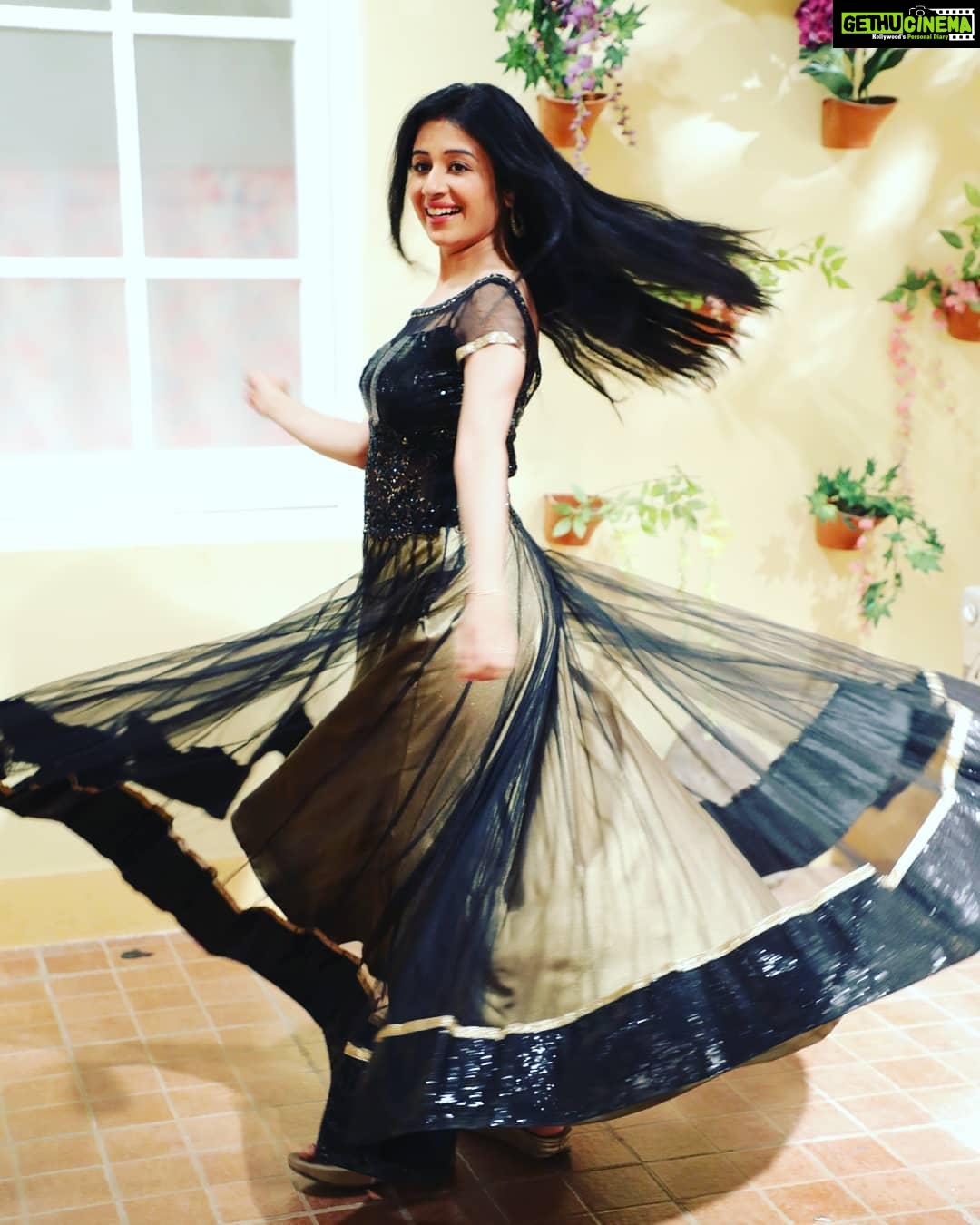 Paridhi Sharma Instagram - "It is better to fail in originality than to succeedin imitation."