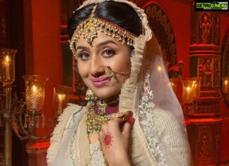 Paridhi Sharma Instagram - मकर संक्रांति की बहोत बहोत शुभकामनाय🙏😊💕 #Indianfestival #makarsankranti #jodhalook