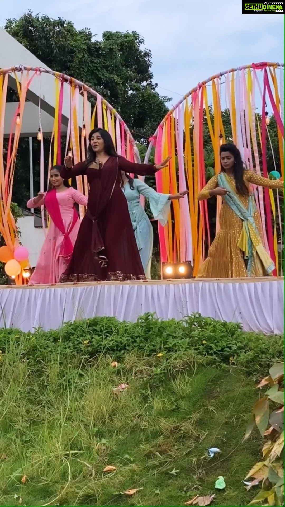 Paridhi Sharma Instagram - Mohe rang do laal❤️ #ckmdk #dance #nupur #newshow #starplus @disneyplushotstar @starplus @herumbkhot nilanjana_p
