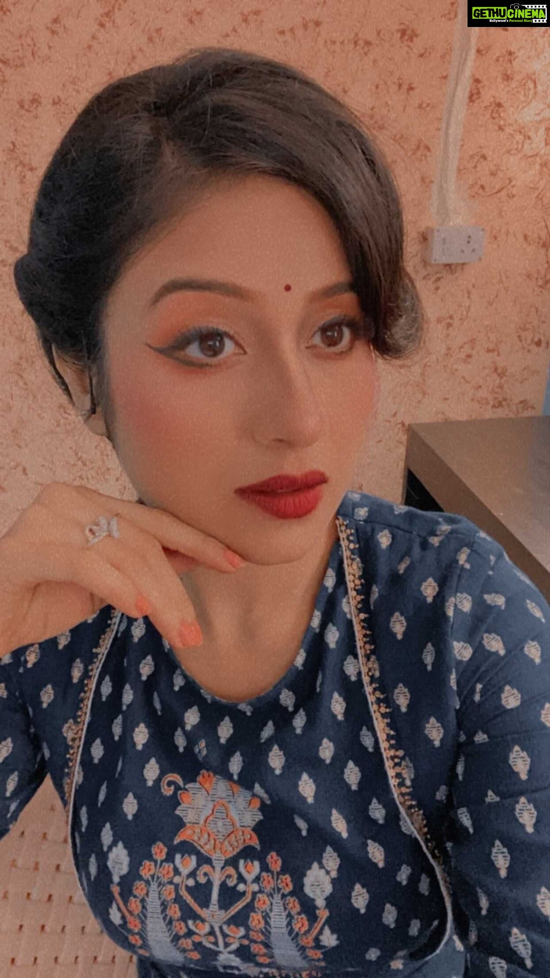 Paridhi Sharma Instagram - Just for fun😅 #celebratelife #funny #instareels #haha #makingfaces #paridhisharma #actress #selfmode