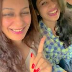 Paridhi Sharma Instagram - Bachpan ka pyaar😀 #sisterlove #sisters #cousins #together #bachpankedin @swapnils1402 #paridhisharma