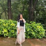 Paridhi Sharma Instagram - O Mere Humsafar❤️ Out Now!!! Do watch my New Song on my youtube chhanel. (Paridhi Sharma) Link in Bio of Insta #newsong #originalsong #lelihanacreations #spark #youtubechhanel #omerehumsafar @ramagnihotrispark