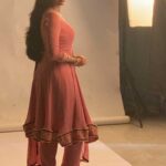 Paridhi Sharma Instagram - Aaja Shanjh Hui❤️ #kathak #dance #newshow #ckmdk #starplus #actress #paridhisharma #comingsoon @starplus