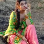 Paridhi Sharma Instagram - Ae Zindagi, gale laga le. Hum ne bhi tere har ik gham ko, Gale se lagaya hai na... #gulzar #shayari #paridhisharma #actress