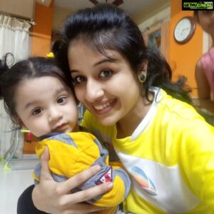 Paridhi Sharma Instagram - Time flies❤
#throwback #maabeta #mybaby #paridhisharma