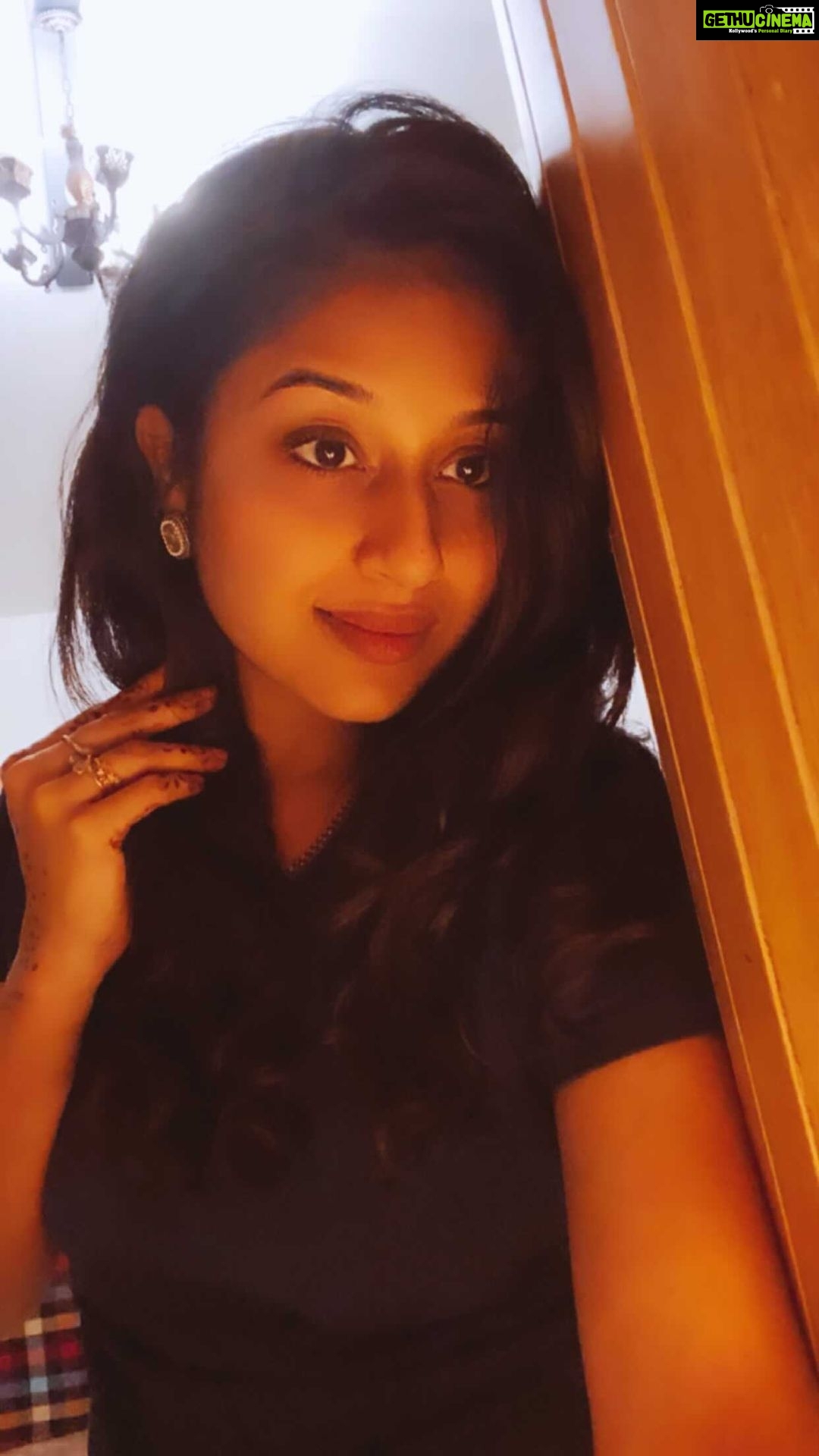 Paridhi Sharma Instagram - Love you Zindagi❤️ #reels #loveyouzindagi #instareels #paridhisharma #actress #indianactress