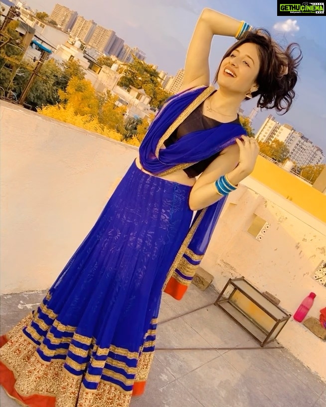 Paridhi Sharma Instagram - When somebody else can determine whether you are happy or unhappy, Is it not the worst kind of slavery? #beyou #beoriginal #sadguru #innerstrength #peaceofmind #dontburdenyourself #life #seekhapiness #timeflies #pray #paridhisharma #tvactress