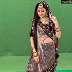Paridhi Sharma Instagram - Some memories are unforgettable ❤️ Jodha!! #promoshoot #throwback #memories #actor #artlover #exploring #jodhaakbarzeetv #bigmagic @zeetv @bigmagictv @balajitelefilmslimited