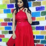Paridhi Sharma Instagram - In order to write about life first you must live it. #goodtimes #lifethoughts #red #instapic #believe