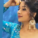 Paridhi Sharma Instagram - “A picture is a poem without words” #instapics #poses #angles #bluecolour #Designersari #ITA #paridhisharma #actress Dress designer: @mayatrijaiswar Styling : @jennysboutique__ Hair: @biswassulbha Makeup Artist: Rajesh Dada Award ITA: @anuranjan1010 @theitaofficial