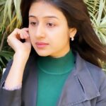 Paridhi Sharma Instagram - Love isn't complicated, people are !! Watch Now !!! On My YouTube Channel #gawaranahi #lovesong #lelihanacreations #LCMusic #SPARK #paridhisharma #newmusicalbum #happykissday @ramagnihotrispark @tanmaisaksena