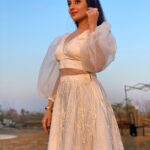Paridhi Sharma Instagram - #Gawara Nahi New Song going to release tomorrow. #lovesong #newsong #newalbum #YouTube channel #actress #paridhisharma Location @capturecity_indore Dress designed by @jennysboutique__ ( Indore)