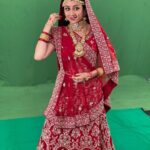 Paridhi Sharma Instagram - Life brings tears, smiles, and memories. ... And Jodha is one memory which only brings Smile 😌 #jodha #bigmagic #promo #yekahaaagayehum #paridhisharma #actress #connectwithpari @bigmagictv