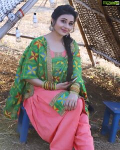Paridhi Sharma Instagram - Happy Gur Purab 😊
And thanks for all your love and support for my new Punjabi Song.
Link in Bio ( The song is streaming on my YouTube channel)
#gurpurab #TuHeeMeraBabuShonaHai #punjabisong #bhangra #paridhisharma #actress #connectwithpari