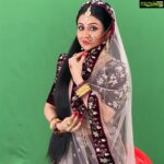 Paridhi Sharma Instagram - Looking beautiful is one thing, but carrying the character is a real task 😌 Jodha❤️ #jodha #jodhaakbar #paridhisharma #actress #indiantelivision #promoshoot @bigmagictv