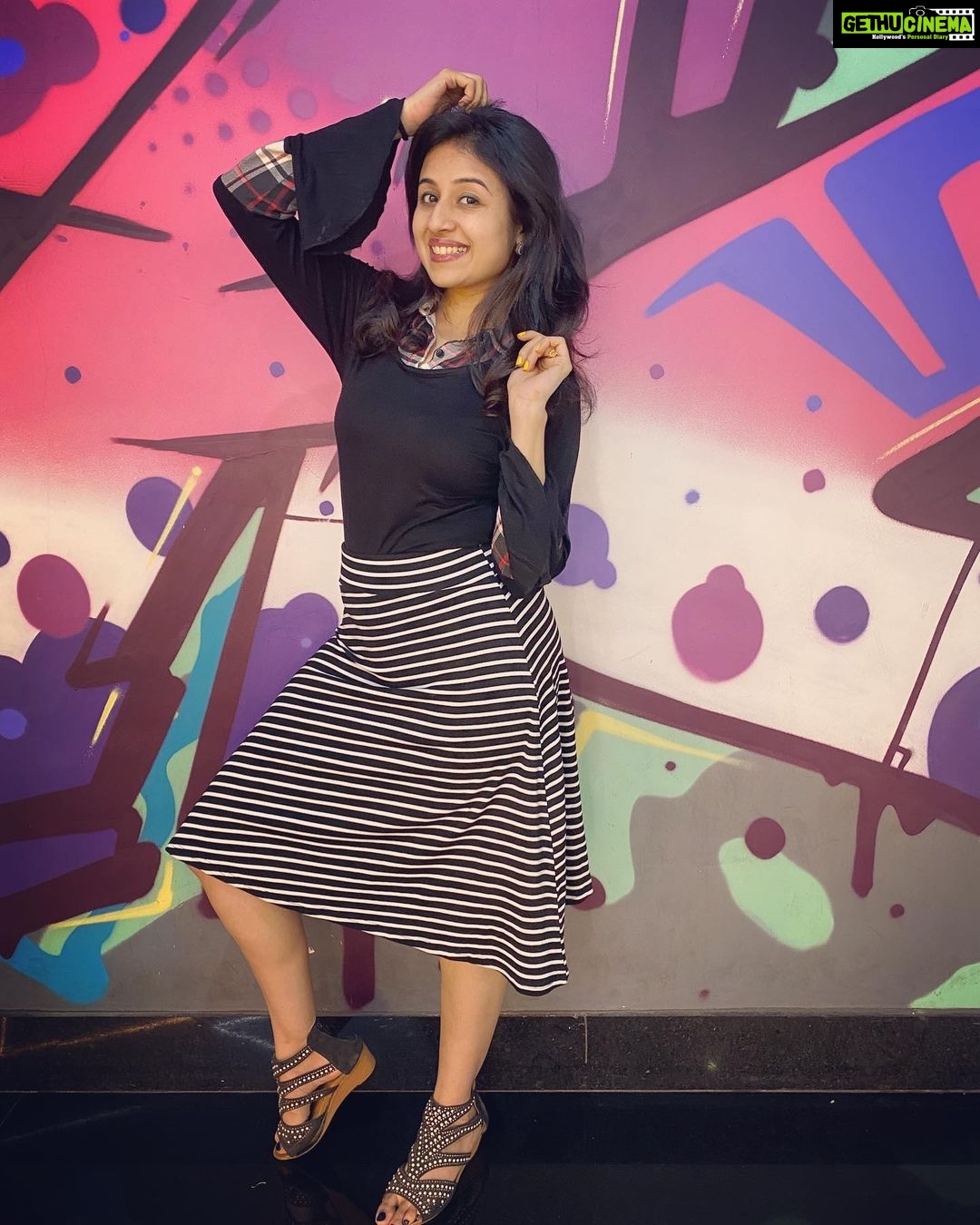 Paridhi Sharma Instagram - Happy Me😁 #happiness #life #goodvibes #thinkpositive #moments #paridhisharma #connectwithpari PicCredit @tanmaisaksena