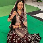 Paridhi Sharma Instagram – It’s always a delight to shoot as Jodha❤️

#BigMagicPromo #yekahaaagayehum #retelecastonbigmagic #jodha #bigmagic  #mumbai #paridhisharma #actress 
@bigmagictv