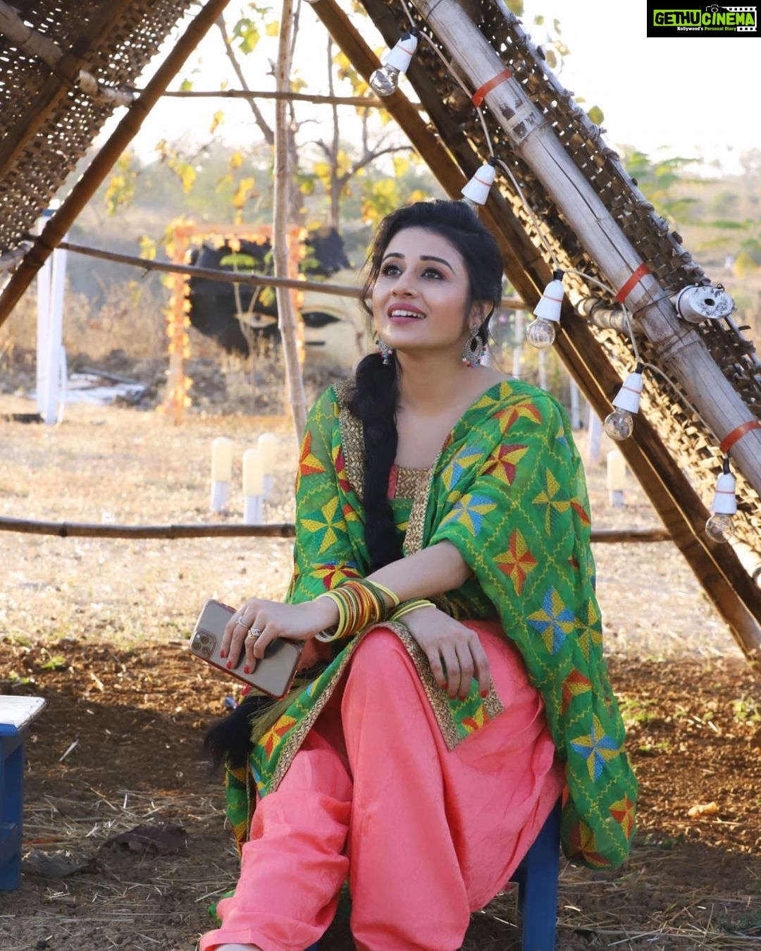 Paridhi Sharma - 73.2K Likes - Happy Gur Purab 😊
And thanks for all your love and support for my new Punjabi Song.
Link in Bio ( The song is streaming on my YouTube channel)
#gurpurab #TuHeeMeraBabuShonaHai #punjabisong #bhangra #paridhisharma #actress #connectwithpari