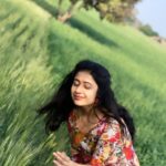 Paridhi Sharma Instagram - Oo Nature Nature.. let me sink in your serenity.. let me walk in the simmering wind of yours..let me touch the unfettered soul of yours.. so that I can know the unknown in me.. Poem courtesy @paridhiofficial #naturelover #poetinme #serene #spirituality #withnature #loveforever #paridhisharma #actor #connectwithpari Pic Credit @tanmaisaksena
