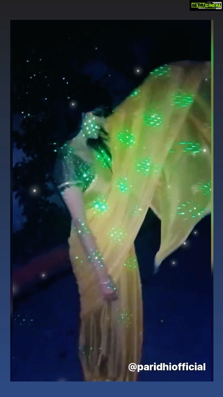 Paridhi Sharma Instagram - Pehli Dafa... #reels #atifaslam #sunahai #night #light #paridhi #paridhisharma