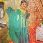 Paridhi Sharma Instagram - Those who don't believe in magic, will never find it.. #weddingceremony #marriage #family #deverkishadi #bhabhi #myfamilymylife #weddingcostume #lehnga #greenlehanga #indianwedding #paridhisharma Dress desinged by @mayatrijaiswar @mayatrijaiswar16.mj