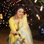 Paridhi Sharma Instagram - #TuHeeMeraBabuShonaHai New Song!! Don't miss it!! Visit now #paridhisharma youtube channel (Linkinbio) #punjabisong #originals #regionalfavour #paridhi #paridhisharma #jodha #connectwithpari #indore #mumbai #punjab #indonesia #india #bhangra #famouspunjabisong Dress designed : @jennysboutique__ (Indore) Location : Capture city