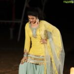 Paridhi Sharma Instagram - #TuHeeMeraBabuShonaHai New Song!! Don't miss it!! Visit now #paridhisharma youtube channel (Linkinbio) #punjabisong #originals #regionalfavour #paridhi #paridhisharma #jodha #connectwithpari #indore #mumbai #punjab #indonesia #india #bhangra #famouspunjabisong Dress designed : @jennysboutique__ (Indore) Location : Capture city