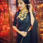 Paridhi Sharma Instagram - Have a belief!!! 2021 🤞 something good will happen!!!! #newyear2021 #hope #happy #healthy #humanity #humans #planetearth #broadervision #celebration #laughter #jodha #actress #paridhi #paridhisharma #tv #india #mumbai #indori #indoregirl