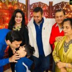 Paridhi Sharma Instagram - Let's welcome new year with smiles, laughter and hope!!!! #family #newyear2021 #celebrate #togetherness #byebye2020 #let'slearn #andgrow #live #life #precious #familytime #happiness #patipatni #maabeta #saassasur #devar #indianfamily #strength #celebration #paridhisharma #jodha #identity #actress #tv