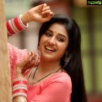 Paridhi Sharma Instagram - There is only one success, to be able to spend your life in your own way.  #patialababes #babes #poses #thoughts #hindiserials #sonytv @sonytvofficial