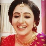 Paridhi Sharma Instagram - Face without expression is boring.. Be expressive, be entertaining😀 #expressions #act #funny #funnyfaces #entertainment #jagatjananimaavaishnodevi #rashmisharmaproductions #makeup #pics