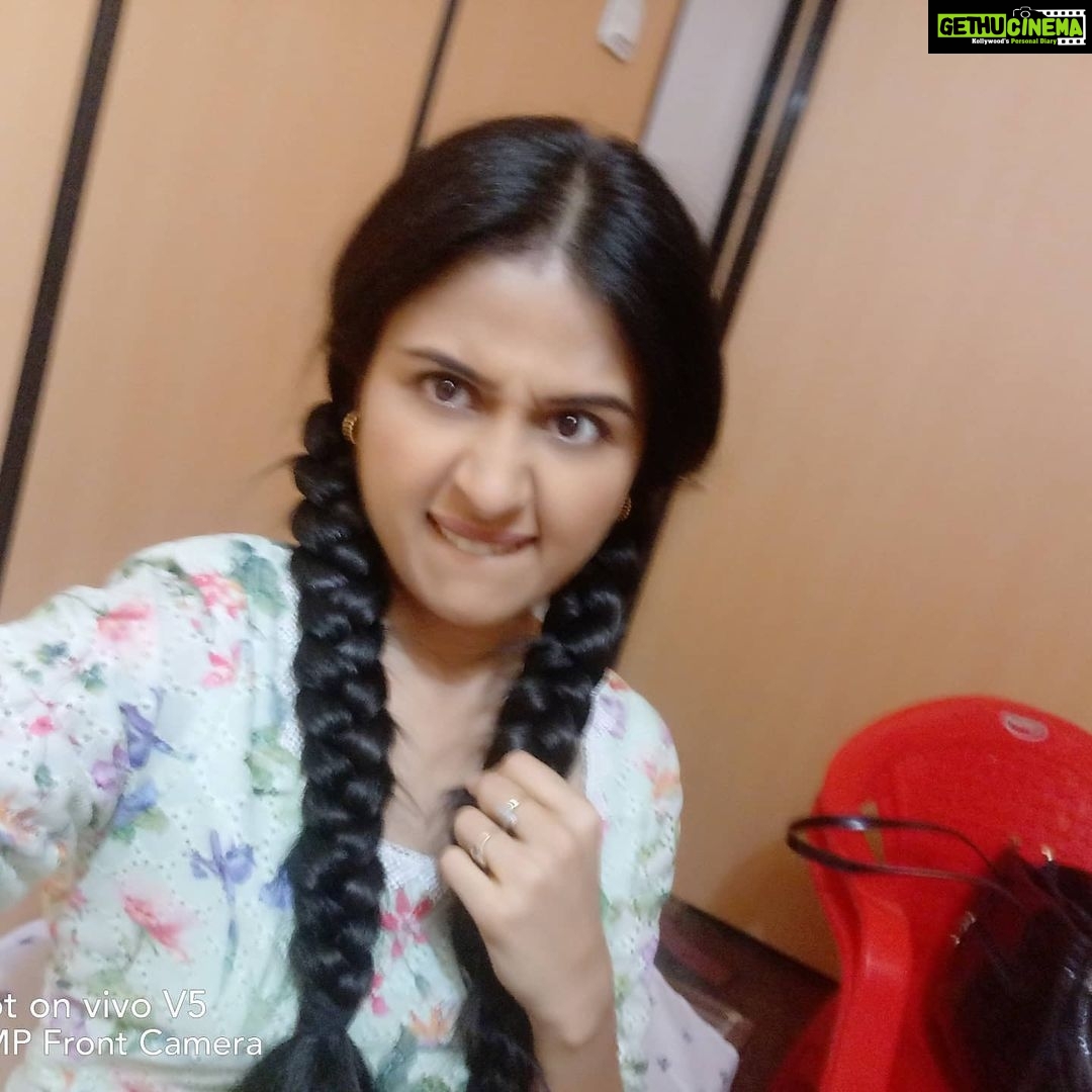 Paridhi Sharma Instagram - That's what makes acting so attractive. You get to break all your own rules. Making faces🤣 #throughback #pics #justforfun #expressions #patiyalababes #enjoylife