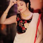 Paridhi Sharma Instagram - “May hope and happiness shine on you.” Happy Diwali to all my dear Fans 😊💐💐 #fanlove #extendedfamily #support #goodvibes #diwali #loveforeever #paridhi'sfan #myfan #mybiggestsupport