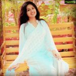 Paridhi Sharma Instagram - I am the white colour of your rainbow 😊 #white #peace #findingcolour #reflection #soul