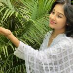 Paridhi Sharma Instagram - Feel the serenity of the nature😇 #nature #calmness #green #white #smile