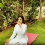 Paridhi Sharma Instagram – Happy International Yoga Day🙏😊 #yogaday #bharat #humanmind #soul #cosmicenergy #celebrate