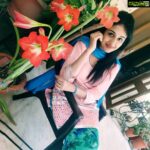 Paridhi Sharma Instagram - Quarantine time spending at home.. Pls take Care everybody. When there is so much uncertainity & chaos outside this time is just right for us to ponder, reflect, meditate, and discover the world within our own minds.. #stayhome #peace #prayers #naturelover #quarantine #followthelaw #proudindian #wait #salutethedoctors #police #hope