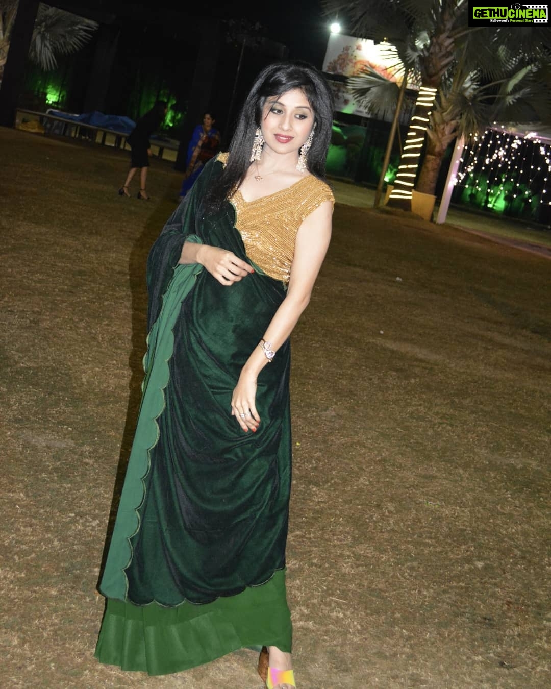 Paridhi Sharma Instagram - Be who you are and say what you feel, because those who mind don't matter, and those who matter don't mind. #mystyle #green #gold #weddingseason #smile #lovelife #actor #paridhisharma