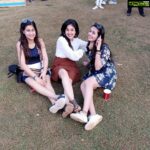 Paridhi Sharma Instagram - Some moments are captured for life time😁 #funtime #friends #Lavina #navita #longlive #myfamily #hubby #kishhu #relivingmychildhood #exoticlocation #laughter #happiness @tanmaisaksena