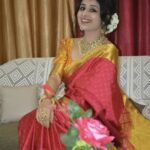 Paridhi Sharma Instagram - “Year’s end is neither an end nor a beginning but a going on, with all the wisdom that experience can instill in us.” Wishing to all my lovely fans a very happy new year😊 #happynewyear2020 #newexperience #life #years #moments #celebrate #memories #actor #paridhisharma @tanmaisaksena #Ridharv #kishhu