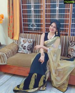 Paridhi Sharma Instagram - Simplicity, carried to an an extreme, becomes elegance. ...
#sareelovers #elegance #simple #clicks #mychoice #mystyle #ridharv #paridhisharma