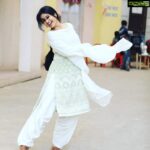 Paridhi Sharma Instagram - A smile is a curve that sets everything straight😊 #patialababes #laughter #enjoy #enjoylife #moves