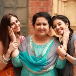 Paridhi Sharma Instagram - Fun click on the set😀 @sonytvofficial #PatialaBabes