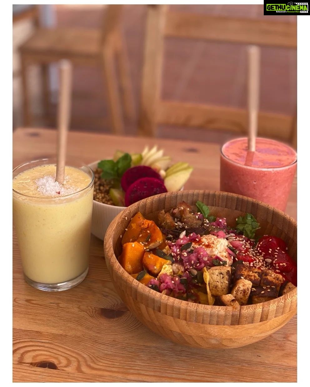 Parul Yadav Instagram - Those that sow the first seeds of a revolution.. those that take a stand against the wind.. those that dare to dream differently.. those are to who I doff my hat.. here is a fully vegan restaurant @buenavidavegan right on the beach at Adeje in the Canary Island of Tenerife.. what wonderful food and what a wonderful feeling! And P.S. they only serve cow's milk to calves!! As one should!!! #PYTravels #Tenerife #CanaryIsland #TuesdayTravels #TenerifeIsland #TenerifeFood #Buenavida #BuenavidaBeach #VeganMeals #VeganFoodLovers #VeganDiet #VeganBowl #VeganHealth #BuddhaBowl #NaturesCandy #EatYourFruits #EatYourFruitsAndVeggies #HealthyEatingHabits #HealthyFoody #TuesdayGrind #LifestyleGoals #SpainTravel #SpainFood #Sandal_official #SandalwoodAdda #KannadaActors #KannadaHeroine #NammaBangalore #NammaBengaluru #NammaKarnataka Adeje Tenerife