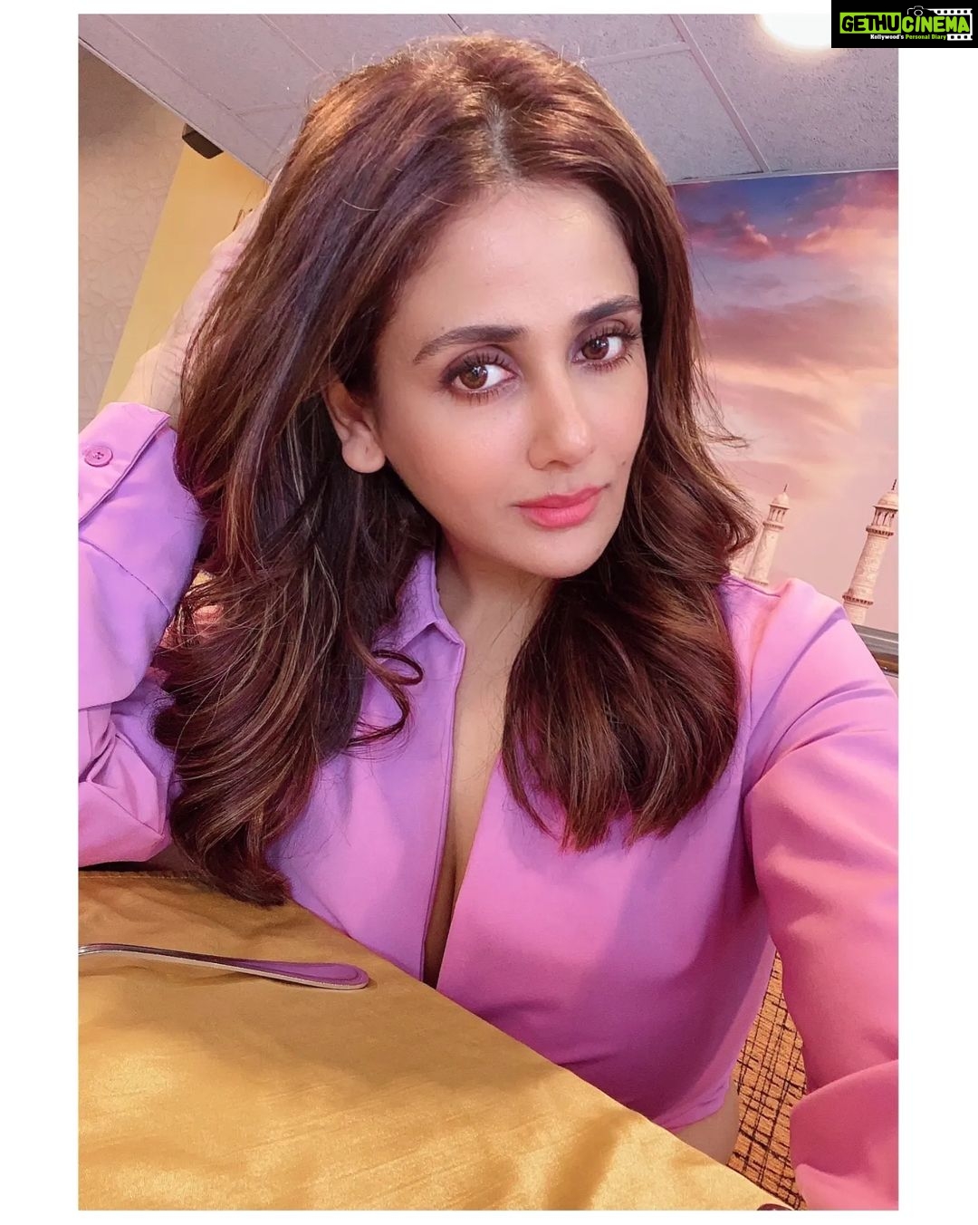 Parul Yadav Instagram - I wear pink on Wednesdays... And Thursdays... And....Oh well, you get the point!! π #PinkEveryday #PinkEverywhere #PinkOutfits #PinkAesthetic #FavouriteColour #OutfitCheck #SelfieGram #SeflieGirl #SelfieMood #SandalwoodAdda #SandalwoodActress #SandalwoodQueen #SandalwoodOfficial #NammaKarnataka #NammaKannada #NammaBangalore #NammaBangaluru #FeltCuteWontDeleteLater #WednesdayMood #WednesdaySelfie #WednesdayStyle #WednesdayPost