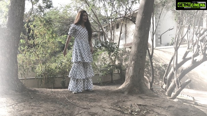 Payal Rohatgi Instagram - Rules in FAMILY have to be same ЁЯШН When THEY & THEIR CHILDREN attack RESOURCES itтАЩs like sweet nothings, but when we pluck flowers itтАЩs a crime ЁЯШИ A CERTAIN male member who loves giving LECTURE on RESOURCES ЁЯди I have recorded videos of you & your children destroying RESOURCES. ItтАЩs not a THREAT. ItтАЩs a FACT. I will use it to show my point at the correct time & place. So donтАЩt attack me again on #SocietyWhatsapp group or support attacking of my servant that happened in PUBLIC view. I stand by my statement that I will take legal action against you & your friends if its repeated. I hope by then CCTV cameras work & u donтАЩt need help of FAKE witnesses ЁЯЩП- Payal Rohatgi рдЕрднреА рдмрд╛рдд рдХрд░рддреЗ рд╣реИрдВ рдХрд┐ рдХреИрд╕реЗ рд╣рдорд╛рд░реА society рдХреЗ рдЕрдВрджрд░ рдлрд┐рд░ рд╕реЗ рддреАрди рдорд╣реАрдиреЗ рдХреЗ maintainence рдХреА рдорд╛рдБрдЧ рд░рдЦреА рдЧрдИ рд╣реИ рдФрд░ рдЕрдЧрд░ рдЗрд╕ рдорд╛рдБрдЧ рдХреЛ рд╣рдо рдереЛрдбрд╝рд╛ рд╕рд╛ рднреА рддрд╡рдЬреВрдм рджреЗрддреЗ рд╣реИрдВ рддреЛ committee рд╡рд╛рд▓реЗ рд╣рдореЗрдВ рдпреЗ рдмрддрд╛рдП рдХрд┐ рд╣рдо рддреЛ рдЕрднреА рддрдХ service society рдХреЗ members рдирд╣реАрдВ рдмрдиреЗ рдФрд░ рд╣рдорд╛рд░реЗ 1 рд▓рд╛рдЦ рд╕реЗ рдКрдкрд░ рдХреЗ рдкреИрд╕реЛрдВ рдХреЛ рд▓реЗ рд▓рд┐рдпрд╛ рдЧрдпрд╛ рд╣реИ share certificate рджрд┐рдП рдмрд┐рдирд╛ред рд╣рдорд╕реЗ рдУрд░ рдкреИрд╕реЛрдВ рдХреА рдЙрдореНрдореАрдж рдХреИрд╕реЗ рд░рдЦреА рдЬрд╛ рд╕рдХрддреА рд╣реИ рдЬрдм рддрдХ рдЬрд┐рддрдиреЗ рднреА рдХрд╝рд╛рдиреВрдиреА рд╕рд╡рд╛рд▓ рдореЗрд░реЗ рдкрд┐рддрд╛ рдЬреА рдиреЗ рдЙрдард╛рдП рдЙрди рдХрд╝рд╛рдиреВрдиреА рд╕рд╡рд╛рд▓ рдХрд╛ рдЬрд╡рд╛рдм Ahmedabad рдХрд╛ рд╕рдмрд╕реЗ рдмреЗрд╣рддрд░реАрди рд╡рдХреАрд▓рд╕рд╛рдм рдирд╣реАрдВ рджреЗ рд░рд╣рд╛ рд╣реИ ??? рдЙрд╕ рддрд░рдлрд╝ рдпреЗ рдХрд╣рд╛ рдЬрд╛ рд░рд╣рд╛ рд╣реИ рдХрд┐ рд╣рдо рд╕рдм рдкрд░рд┐рд╡рд╛рд░ рд╣реИ рдЬреЛ рдПрдХ рдорд╛рдирдиреЗ рдореИрдВ рдереЛрдбрд╝реА рддрдХрд╝рд▓реАрдл рд╣реЛ рд░рд╣реА рд╣реИ рдХреНрдпреЛрдВрдХрд┐ рдЕрдЧрд░ рдЖрдк рд╣рдореЗрдВ рдкрд░рд┐рд╡рд╛рд░ рд╕рдордЭрддрд╛ рд╣реИ рддреЛ рдЖрдк рдРрд╕реЗ рдХрд╝рд╛рдиреВрди рд╕рдмрд╕реЗ рдкрд╣рд▓реЗ рд▓рд╛рддреЗ рд╣реА рдирд╣реАрдВ рдФрд░ рдЕрдм рдЗрди рдХрд╝рд╛рдиреВрдиреА рдкреНрд░рд╢реНрдиреЛрдВ рдХрд╛ рдЬрд╡рд╛рдм рджрд┐рдП рдмрд┐рдирд╛ рдЖрд░реЛрдк рд▓рдЧрд╛рдирд╛ рдХрд┐ рд╣рдо рд▓реЛрдЧ рдЬреЛ рд╕рд╡рд╛рд▓ рдЙрдард╛ рд░рд╣реЗ рд╣реИрдВ рд╡реЛ рдирдлрд╝рд░рдд рдлреИрд▓рд╛рди рдХрд╛ рдХрд╛рдо рдХрд░ рд░рд╣реЗ рд╣реИ рддреЛ рдЗрддрдирд╛ рд╣реА рдХрд╣рдирд╛ рд╣реИ рдЗрд╕ рд╕рд╡рд╛рд▓ рдЙрдард╛рдирд╛ рдЧреБрдирд╛рд╣ рдирд╣реАрдВ рд╣реИ рднрд╛рд░рдд рдХреЗ рдЕрдВрджрд░ред рд╡рдХреАрд▓рд╕рд╛рд╣рдм рдХреЛ рдкрддрд╛ рд╣реЛрдирд╛ рдЪрд╛рд╣рд┐рдП рдФрд░ рд╡рдХреАрд▓ рдХреЗ рдЪрдордЪреЛрдВ рдХреЛ рднреА рдкрддрд╛ рд╣реЛрдирд╛ рдЪрд╛рд╣рд┐рдПред Yoga room рдореЗрдВ рдПрдХ electrical рдХрд╛рдо рдкрд╛рдБрдЪ рдорд╣реАрдиреЛрдВ рд╕реЗ рд░реБрдХрд╛ рд╣реБрдЖ рд╣реИ рдФрд░ рджрд┐рд╡рд╛рд▓реА рдкреЗ рдЬреЛ light рд▓рдЧрд╛рдпреА рдЧрдИ рдереА рдХрдЪреНрдЪреА рддрд░реАрдХрд╝реЗ рд╕реЗ рд╡реЛ рдЕрднреА рддрдХ рд╡реИрд╕реЗ рд╣реА рд╣реИред GBM рдХрд░реЗ рдмрд┐рдирд╛ рддреАрди рдорд╣реАрдиреЗ рдХрд╛ рдореЗрдВрдЯреЗрдиреЗрдВрд╕ рдорд╣реАрдиреЗ рдХреА рд╢реБрд░реБрдЖрдд рдореЗрдВ рд▓реЗрдиреЗ рдХрд╛ рдирд┐рд░реНрдгрдп рдХрд┐рд╕рдиреЗ рд▓рд┐рдпрд╛ ?? рдпреЗ рд╕рдм authoritative tone рд╣реА рджрд┐рдЦрд╛рддрд╛ рд╣реИ ЁЯЩП рдореБрдЭреЗ рддреЛ рд▓рдЧрддрд╛ рд╣реИ рдХрд┐ рднрд╛рд░рдд рдХреЗ рдЕрдВрджрд░ рдЬрд┐рддрдиреЗ рднреА societies рд╣реИ рдЙрди рд╕рдм society рдХреЗ рдЕрдВрджрд░ рдЬрд┐рддрдиреЗ рднреА рд▓реЛрдЧ рдЕрдкрдиреЗ society рдХреЗ committee рд╕реЗ рдЕрддреНрдпрд╛рдЪрд╛рд░ рд╕рд╣рди рдХрд░ рд░рд╣реЗ рд╣реИрдВ рдХреНрдпреЛрдВрдХрд┐ рдпреЗ bye-laws рдЕрдВрдЧреНрд░реЗрдЬреЛрдВ рджреНрд╡рд╛рд░рд╛ рдмрдирд╛рдП рдЧрдП рдереЗ рддреЛ рдЗрди byelaws рдХреЗ рдЦрд╝рд┐рд▓рд╛рдлрд╝ рдЖрд╡рд╛рдЬрд╝ рдЙрдард╛рдЗрдП рдХреНрдпреЛрдВрдХрд┐ рдЕрдВрдЧреНрд░реЗрдЬ рднрд╛рд░рдд рд╕реЗ рдЪрд▓реЗ рдЧрдП рдФрд░ рд╡реЛ рдХрд╝рд╛рдиреВрди рдЬреА рд╣рдорд╛рд░реЗ fundamental rights рдХреЛ рджрдмрд╛рддреЗ рд╣реИрдВ рдЙрди рдХрд╛рдиреВрдиреЛрдВ рдХреЗ рд╕рд╛рде рд╣рдо рдХреНрдпреЛрдВ рдЦрдбрд╝реЗ рд░рд╣реЗ ??? #byelaws #sundervanepitome