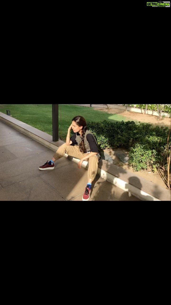 Payal Rohatgi Instagram - Loyal people take things seriously because we would have never done that shit to you. - Payal Rohatgi #payalrohatgi #vocalforlocal