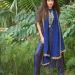 Payal Rohatgi Instagram - Aamir Khan जी के ऊपर KRK जिसका पूरा नाम है Kamaal R Khan उसने आरोप लगाया था कि कैसे उसका Twitter account Aamir Khan के contacts की वजह से suspend कर दिया गया जो हुआ था कुछ एक दो साल पहले।परंतु आज Aamir Khan जब ख़ुद social media QUIT करते हैं ये कह कर कि उन्हें अब ये माध्यम पसंद नहीं है तो यह दर्शाता है कि Aamir Khan को कोई लगाव नहीं है social media से ना उनके pass कोई शक्ति थी किसी और का account suspend करवाने कि।उनके ऊपर बेबुनियाद इल्ज़ाम लगाए गए। Aamir Khan अपनी पिक्चरों की कामयाबी का ओहदा awards मिलने से तय नहीं करते हैं।उन्हें पता है कि उनकी picture कितनी क़ामयाब है जब वो picture box office पे उतना पैसा बनाती है। जो इन्सान की film दंगल को National Award नहीं मिला परंतु Akshay Kumar की Rustam को मिला उसे उससे फ़र्क नहीं पड़ा तभी जब कि वो फ़ैसला ग़लत था। आज वो ही इंसान social media छोड़कर ये साबित कर रहा है कि उसने कभी भी किसी का account suspend नहीं कर वाया होगा जैसे KRK जैसे लोगों ने कहा। #payalrohatgi