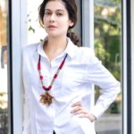 Payal Rohatgi Instagram – मुझे लगता है कि बोहोत बार controversy create करी जाती है सुर्ख़ियों में फ़िल्म या web-series को लाने के लिए। सुर्ख़ीयों में लाने के लिए ये PR वाले करते हैं जो इन निर्माता-निर्देशक के लिए काम करते हैं।हम सब को पता है कि कैसे दो बहने आलिया भट्ट और पूजा भट्ट दोनों की फ़िल्म और वेब सीरीज़ रिलीज़ होने वाली है।आलिया भट्ट की गंगूबाई काठियावाड़ का नाम बदलने का controversy हो रहा है कांग्रेस के एक MLA अमीन पटेल द्वारा महाराष्ट्र assembly के अंदर। दूसरी ओर Alia Bhatt ख़ुद महाशिवरात्रि के पावन त्योहार पर मंदिर जाती है और इसकी PR activity होती है क्योंकि सबको पता हे कि आज के दौर में क्या करके आप सनातनी लोगों का सहयोग पा सकते हो।मगर क्या ये जो इनकी intention है वो सही है क्योंकि मुझे लगता है कि कहीं न कहीं जानबूझ के hinduphobic content को बेचा जाता है अपनी web series को बेचने के लिए और Anushka Sharma ने भी शायद ये जानबूझ के किया क्योंकि कौन उसकी web series bulbul और patalok देखता अगर उसके बारे में चर्चा नहीं होती ??? 

तो यही मद्देनज़र रखते हुए मैं कहना चाहती हूँ ke Pooja Bhatt जो Modi विरोधी अजेंडा फैलाती है खुलकर उसकी web series के अंदर भी बच्चों के ख़िलाफ़ content है। इसके ख़िलाफ़ आपत्ति जतायी है National Commission Of Child Rights ने ? तो क्या ये लोग जानबूझ के ऐसा content का हिस्सा बनते हैं जो content सुर्ख़ीयों में आएगा क्योंकि वो content controversial है ये मैं जानना चाहती हूँ ??? 

साथ में Sanjay Leela Bhansali की film Padmavat जब release हुई थी तब उनके ऊपर karnisena ने हमला किया था। क्या ये हमला एक PR activity थी ये मुझे जानना है क्योंकि उस हमले के बाद film चर्चित हुई और film superhit भी हुई।अगर film के अंदर content ख़राब है तो चर्चित होने के बावजूद वो hit नहीं होती मगर सबसे पहले उसे चर्चित करना कॉन्ट्रोवर्सी द्वारा यह PR agent का काम होता है जिसके लिए ये लोग ये सब चीज़ें करते हैं। 

ये मेरी राय है आशा करती हूँ आप सब सुनने की क्षमता रखेंगे 🙏

#PayalRohatgi